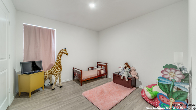 Image 15 of 19 For 8107 Nube Medina