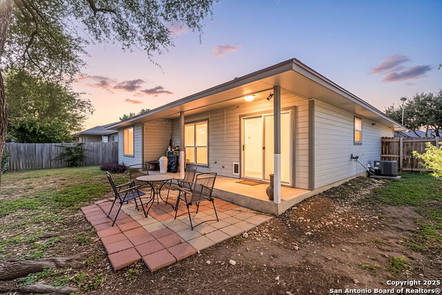 Image 2 of 34 For 2039 Cornerstone Dr