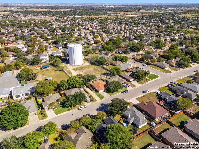 Image 29 of 34 For 2039 Cornerstone Dr