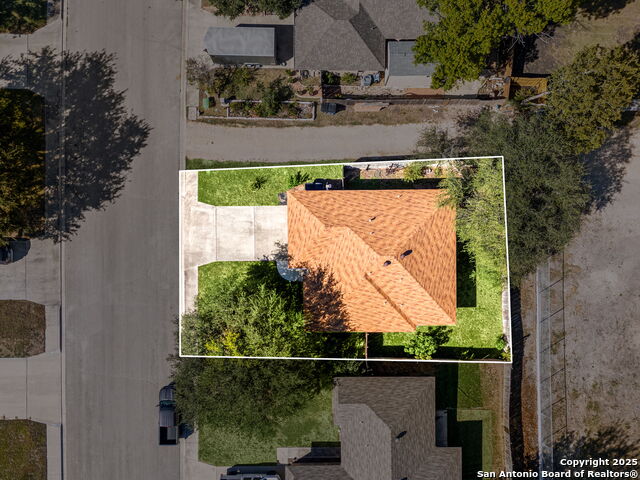 Image 30 of 34 For 2039 Cornerstone Dr