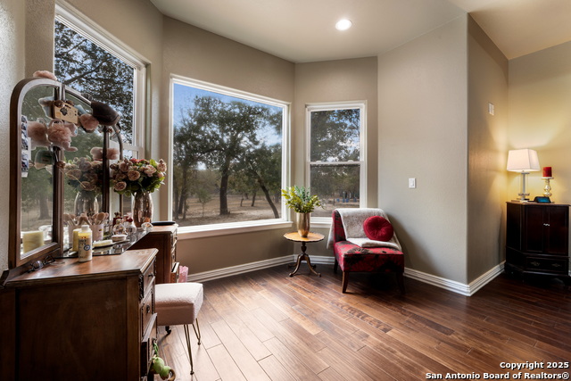 Image 21 of 43 For 22580 Priest