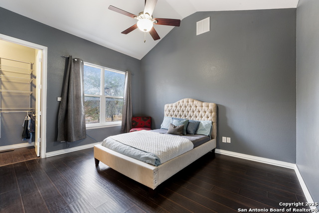 Image 26 of 43 For 22580 Priest