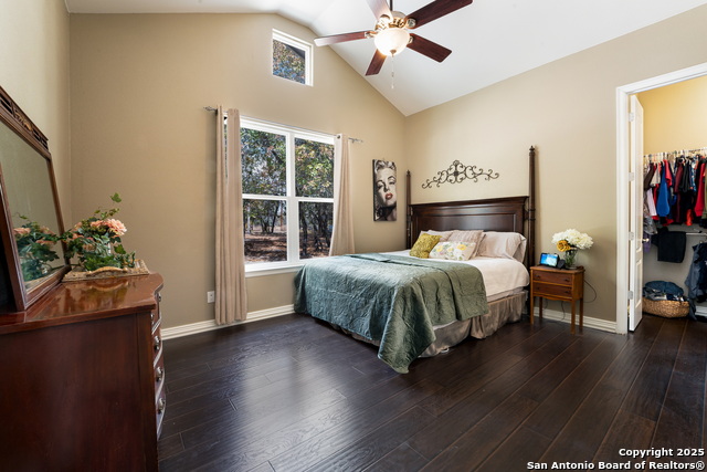 Image 29 of 43 For 22580 Priest