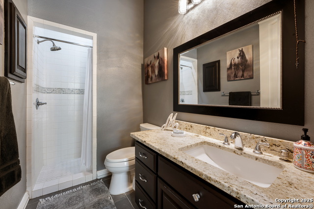 Image 31 of 43 For 22580 Priest