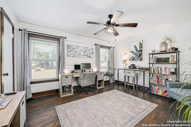 Image 20 of 30 For 6841 Country View