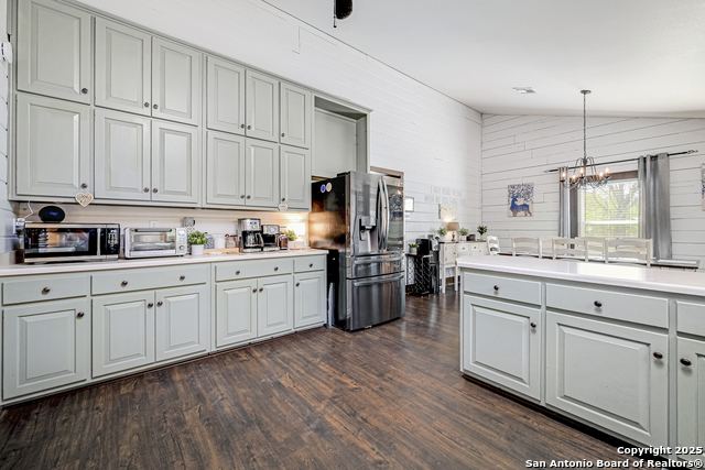 Image 4 of 30 For 6841 Country View