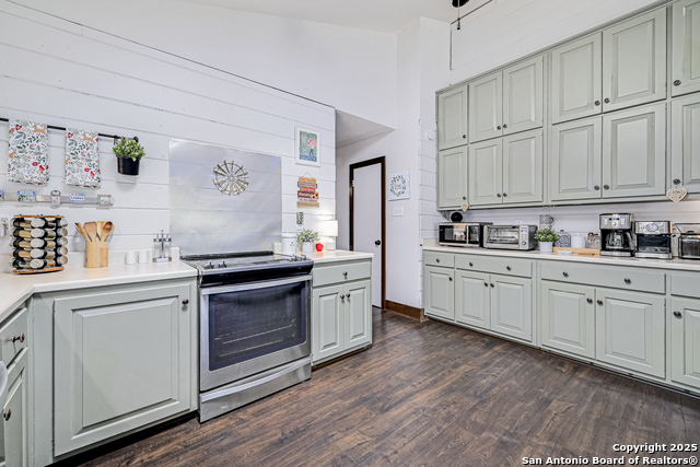 Image 5 of 30 For 6841 Country View