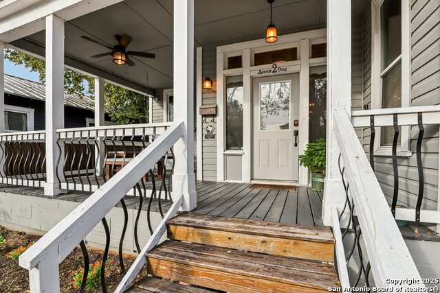 Image 3 of 39 For 721 Saint James