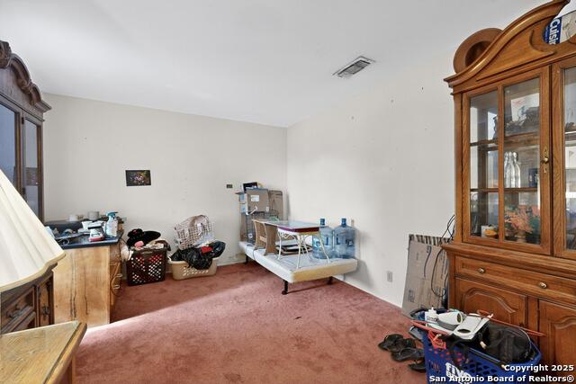 Image 10 of 38 For 5215 Village Row