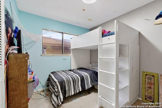 Image 23 of 38 For 5215 Village Row