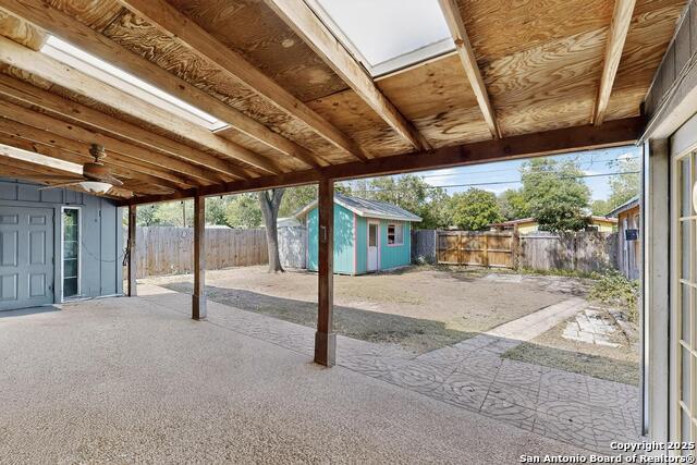 Image 35 of 38 For 5215 Village Row