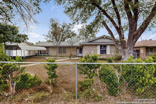 Image 4 of 38 For 5215 Village Row