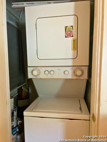 Image 12 of 13 For 816 Hays St  