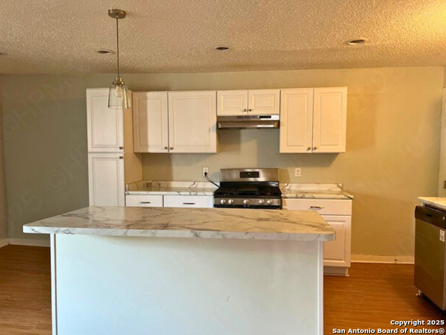 Image 3 of 13 For 816 Hays St  