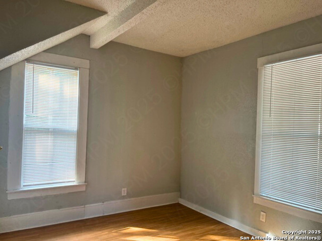 Image 5 of 13 For 816 Hays St  