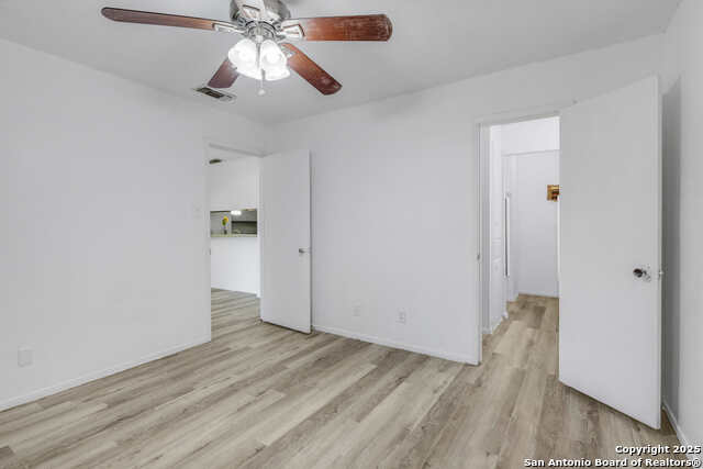 Image 14 of 29 For 5017 Concord