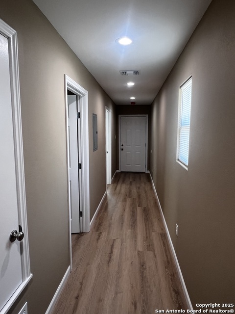 Image 13 of 22 For 1326 Hutchins Pl W