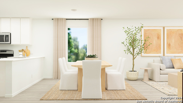 Listing photo id 4 for 2746 Westeros St