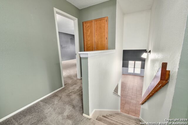 Listing photo id 14 for 14207 Rowe Drive