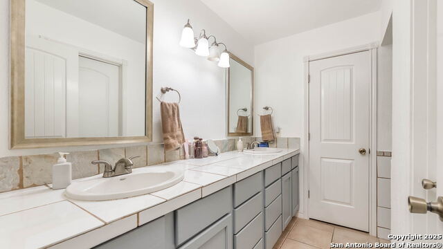 Image 17 of 21 For 8010 Misty Park