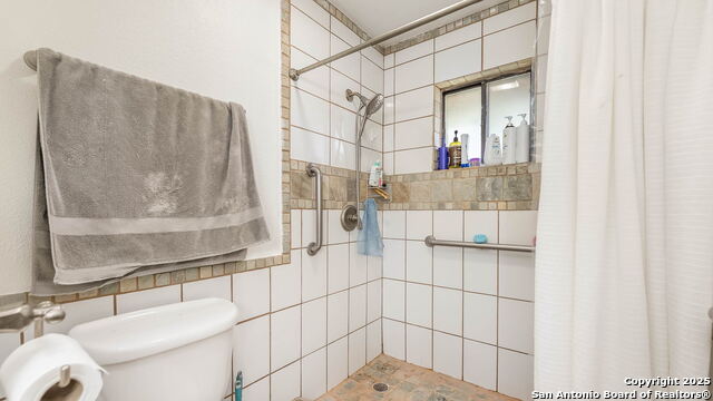 Image 18 of 21 For 8010 Misty Park