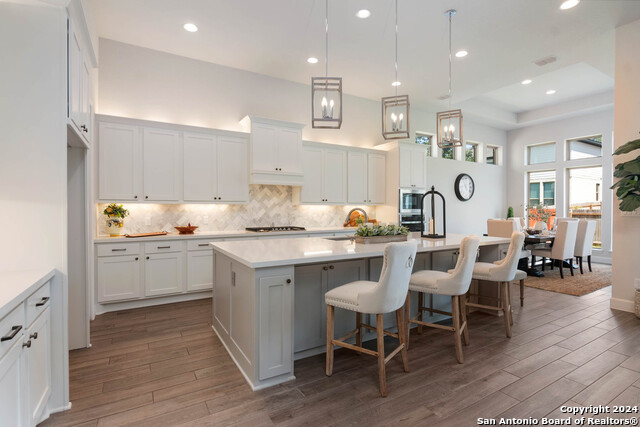 Image 4 of 28 For 10037 Rebecca Pl