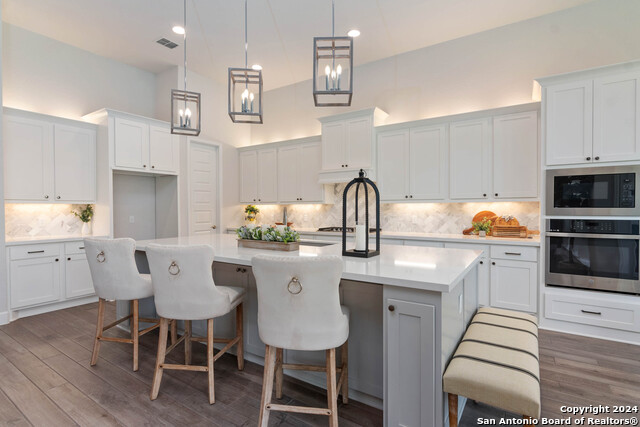 Image 7 of 28 For 10037 Rebecca Pl