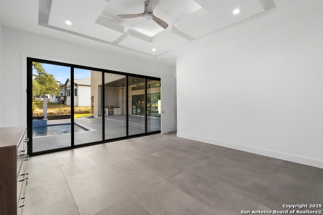 Image 16 of 38 For 11019 Porter Springs