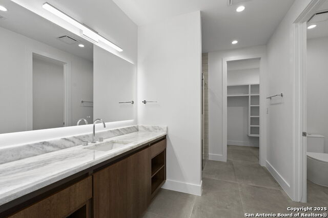 Image 25 of 38 For 11019 Porter Springs