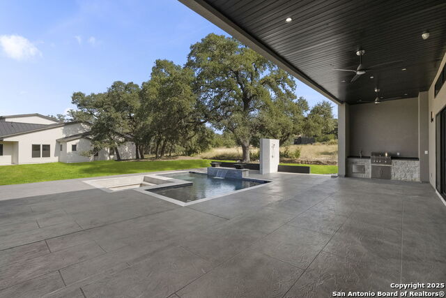 Image 33 of 38 For 11019 Porter Springs