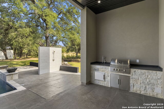 Image 34 of 38 For 11019 Porter Springs