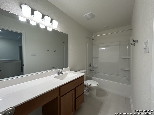 Image 26 of 38 For 11806 Black Rose