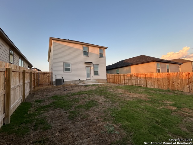 Image 33 of 38 For 11806 Black Rose