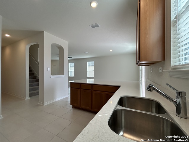 Image 8 of 38 For 11806 Black Rose