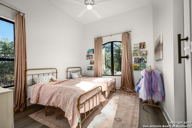 Image 28 of 47 For 435 Arthur