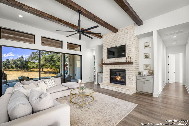 Image 9 of 47 For 435 Arthur