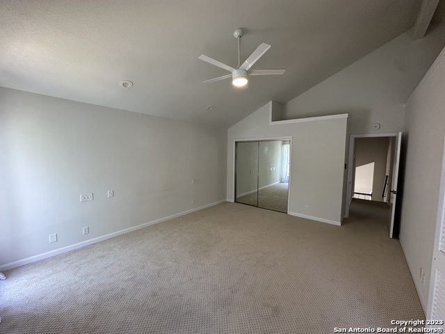 Listing photo id 19 for 1722 Encino Spring