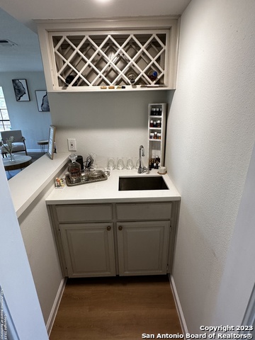 Listing photo id 37 for 1722 Encino Spring