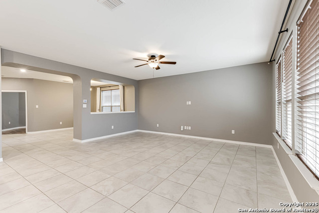 Listing photo id 12 for 8004 Expectation