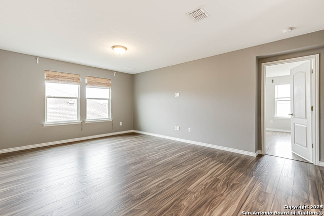 Listing photo id 16 for 8004 Expectation