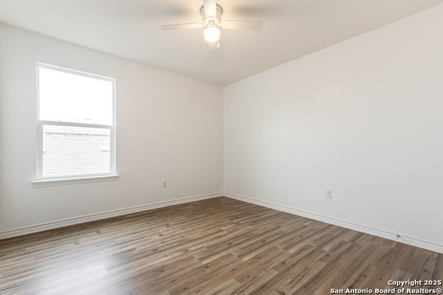 Listing photo id 22 for 8004 Expectation