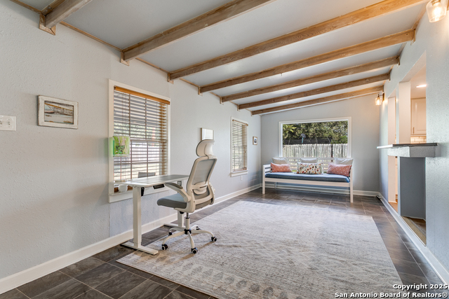 Listing photo id 6 for 125 Brees  