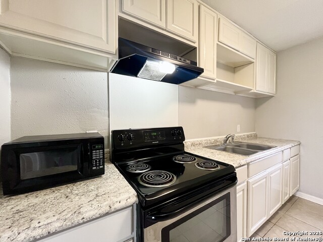 Image 11 of 29 For 243 Deerwood Dr