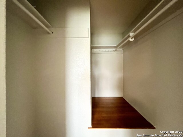 Image 17 of 29 For 243 Deerwood Dr