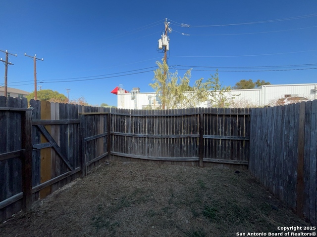 Image 26 of 36 For 10826 Mathom Landing  1