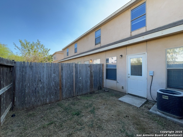 Image 27 of 36 For 10826 Mathom Landing  1