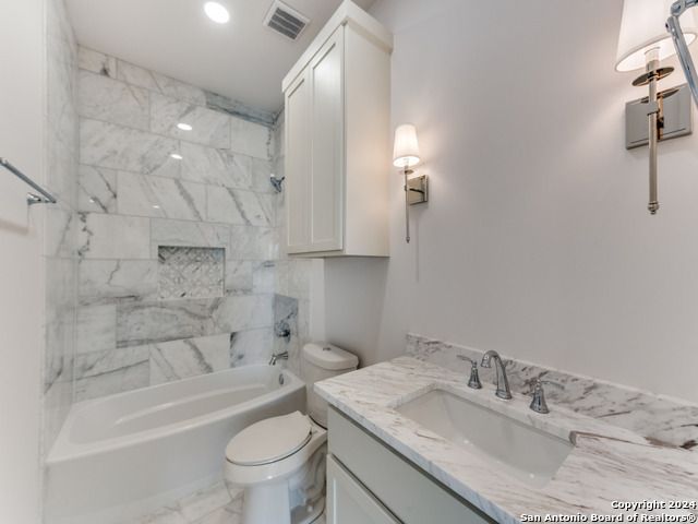 Image 33 of 38 For 103 Wildwood E B