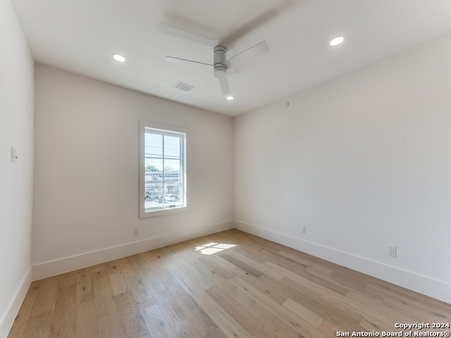 Image 34 of 38 For 103 Wildwood E B