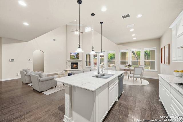 Image 12 of 34 For 2319 Dunmore Hill