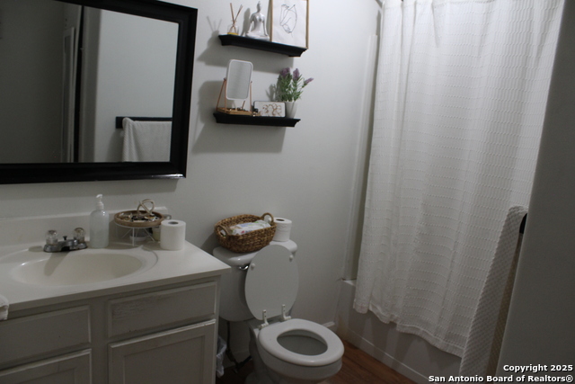 Image 15 of 24 For 406 County Road 6850 1